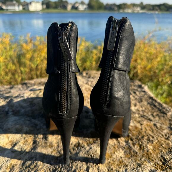 Mugnai Women Black Crinkled Nubuck Leather Almond Toe Heeled Platform Booties 37 - Picture 5 of 16